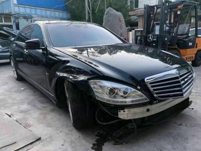 北京13年奔驰S小型车