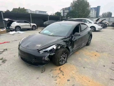 合肥市事故车23年特斯拉MODEL 3事故车0.00自动档-现停放于河南郑州市